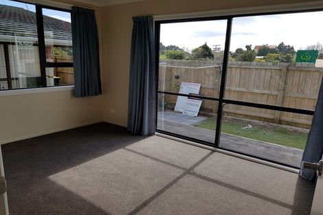 Photo of property in 24 Hori Street, Vogeltown, New Plymouth, 4310