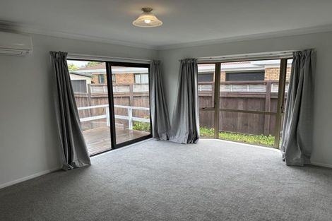 Photo of property in 63a Nile Road, Milford, Auckland, 0620