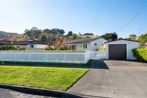 Photo of property in 17 Golding Road, Taradale, Napier, 4112