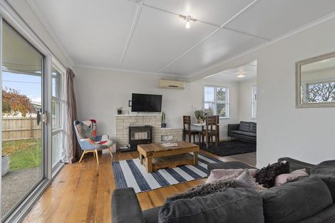 Photo of property in 50 Northolt Road, Fairview Downs, Hamilton, 3214