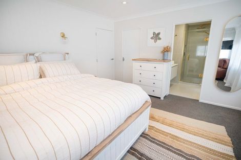 Photo of property in 4 Brandon Road, Manly, Whangaparaoa, 0930