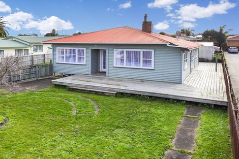 Photo of property in 144 George Street, Tuakau, 2121