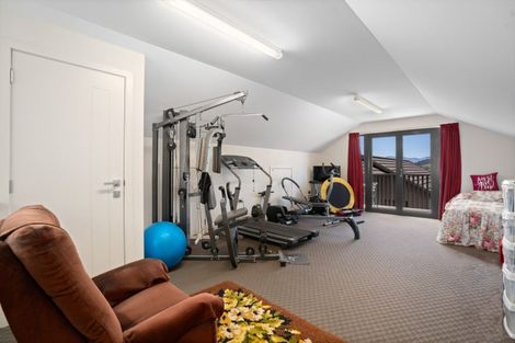 Photo of property in 48 Kelliher Drive, Wanaka, 9305