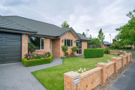 Photo of property in 2 Garforth Green, Halswell, Christchurch, 8025