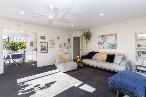 Photo of property in 52b Cutts Road, Russley, Christchurch, 8042