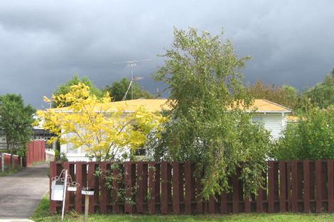 Photo of property in 1/12 Kaweka Street, New Lynn, Auckland, 0600