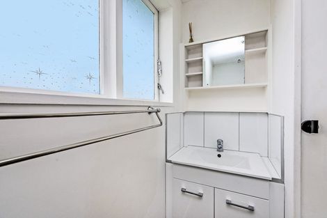 Photo of property in 30 Ross Street, Otane, 4202