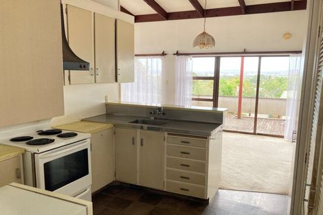 Photo of property in 25 Nui Mana Place, Te Atatu South, Auckland, 0610