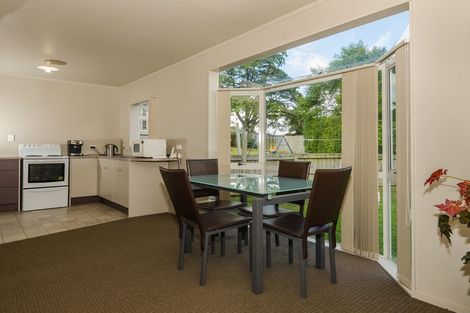 Photo of property in 17 Roick Parade, Glen Eden, Auckland, 0602
