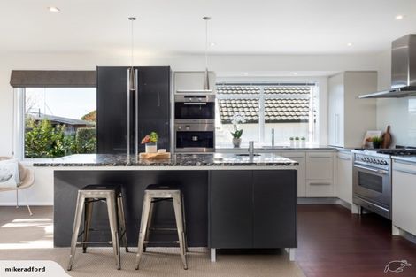 Photo of property in 45a Glenharrow Avenue, Avonhead, Christchurch, 8042