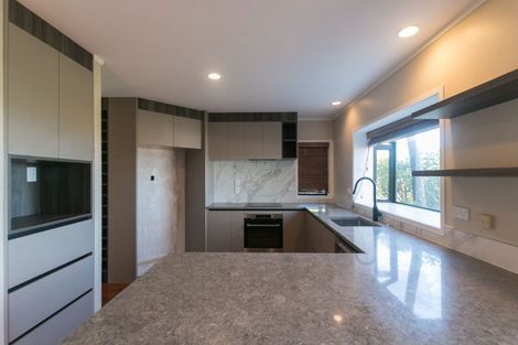 Photo of property in 3 Cairnbrae Court, Northcross, Auckland, 0632