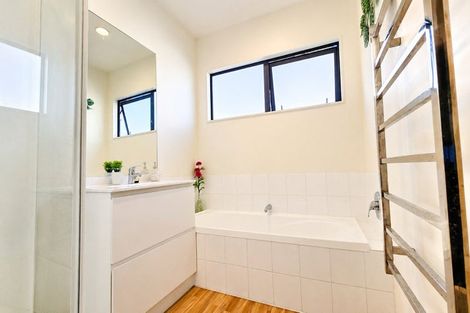 Photo of property in 1c Pollen Street, Johnsonville, Wellington, 6037