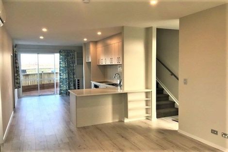 Photo of property in 39 Lockheed Street, Hobsonville, Auckland, 0618