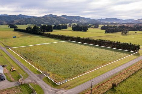Photo of property in 64a Thomas Road, Carrington, Carterton, 5791