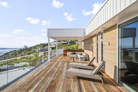 Photo of property in 13 Saint Remy Lane, Redcliffs, Christchurch, 8081