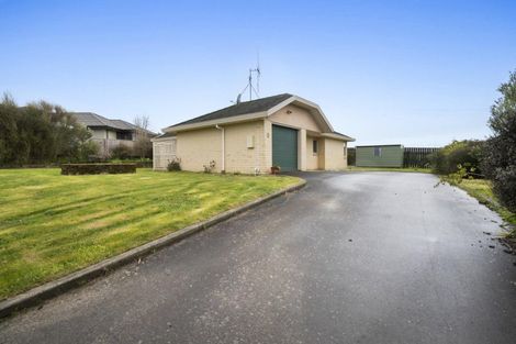 Photo of property in 8 Shakespeare Way, Kelvin Grove, Palmerston North, 4414