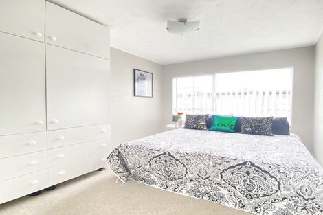 Photo of property in 3/63 Kenderdine Road, Papatoetoe, Auckland, 2025