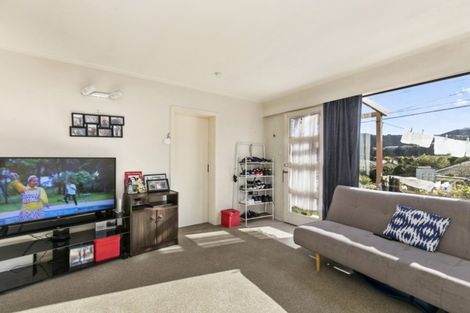 Photo of property in 6 Pimble Avenue, Karori, Wellington, 6012