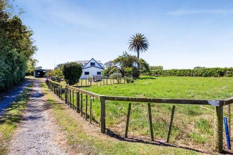 Photo of property in 38 Mcalpine Road, Hawera, 4672