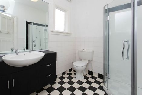 Photo of property in 56 Totara Street, Fendalton, Christchurch, 8041
