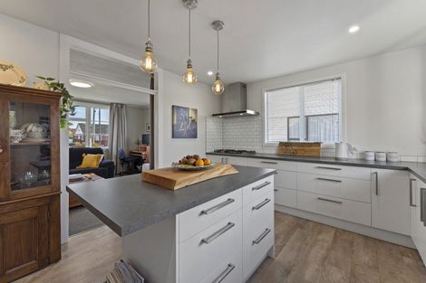 Photo of property in 21 Avro Crescent, Hornby, Christchurch, 8042