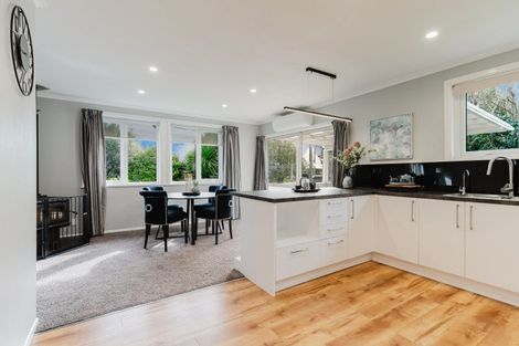 Photo of property in 21 Augustus Street, Carterton, 5713