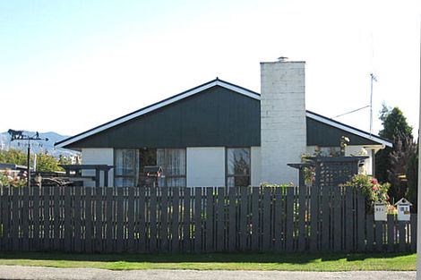 Photo of property in 62b Harris Street, Waimate, 7924