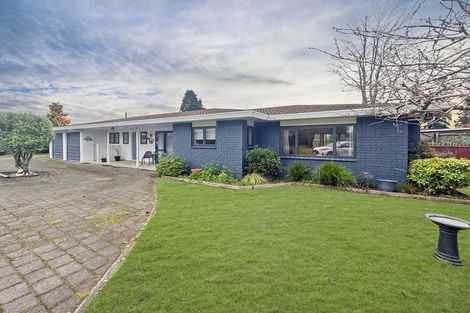 Photo of property in 1/7 Kathleen Place, Rainbow Point, Taupo, 3330