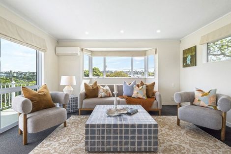 Photo of property in 13a Gulf View Road, Murrays Bay, Auckland, 0630