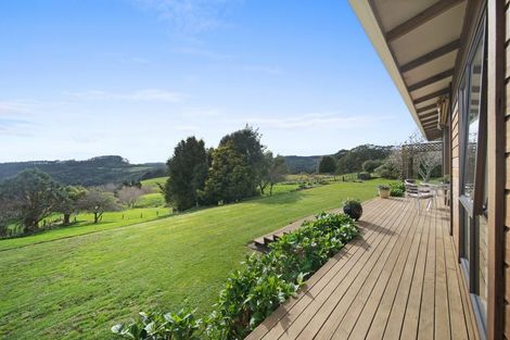 Photo of property in 528 Ponga Road, Opaheke, Papakura, 2584