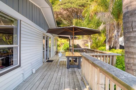 Photo of property in 13 Long Beach Road, Russell, 0202