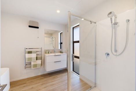 Photo of property in 38 Hilton Drive, Amberley, 7410