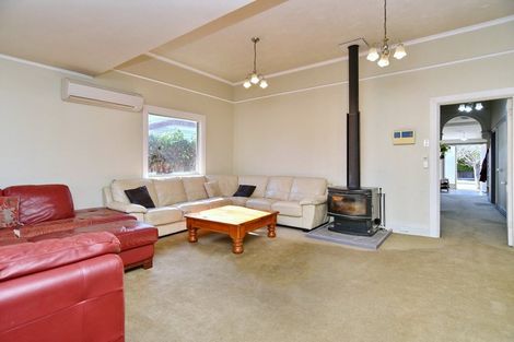 Photo of property in 137 Geraldine Street, Edgeware, Christchurch, 8013