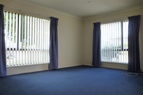 Photo of property in 52 Limes Avenue, Parklands, Christchurch, 8083