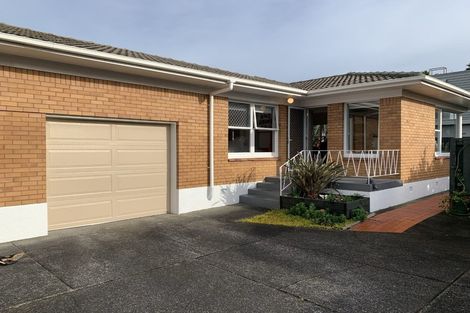 Photo of property in 2/25 Lomond Street, Takapuna, Auckland, 0622