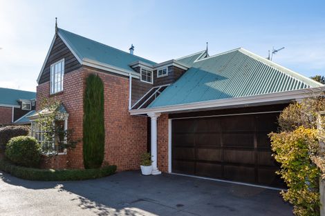 Photo of property in 2/61 Hawkesbury Avenue, St Albans, Christchurch, 8014