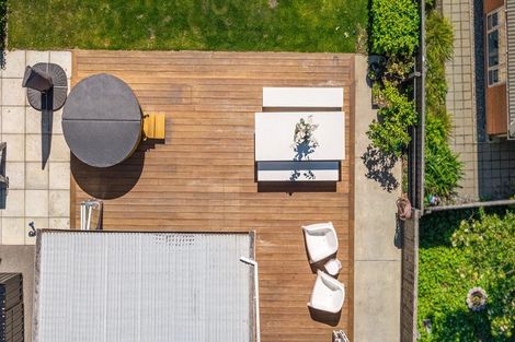 Photo of property in 5 Aikmans Road, Merivale, Christchurch, 8014