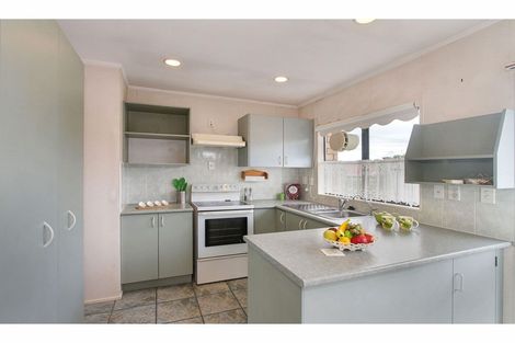 Photo of property in 2/56 Larnoch Road, Henderson, Auckland, 0610