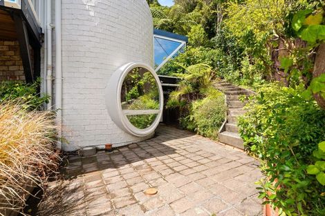 Photo of property in 52 Amapur Drive, Khandallah, Wellington, 6035