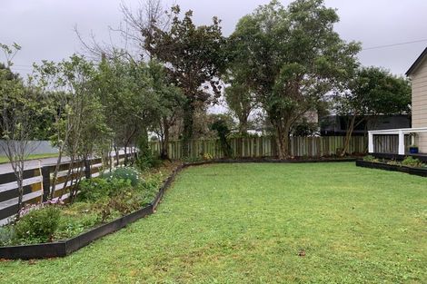 Photo of property in 19 Oxford Street, Marton, 4710