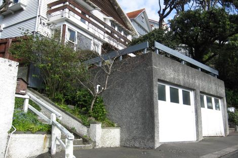 Photo of property in 5u2 Grove Road, Kelburn, Wellington, 6012