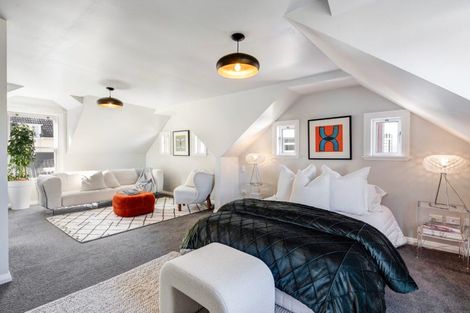 Photo of property in 15 Selwyn Terrace, Thorndon, Wellington, 6011