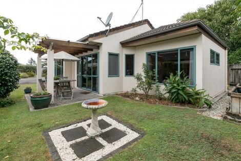 Photo of property in 84u4 Braid Road, St Andrews, Hamilton, 3200