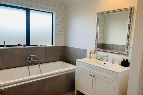 Photo of property in 9 Fearne Drive, Woodend, 7610