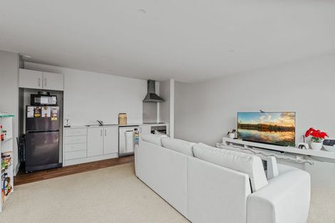 Photo of property in 17 Owens Place, Mount Maunganui, 3116