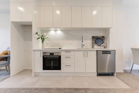 Photo of property in 11/3 Matuhi Rise, Henderson, Auckland, 0612