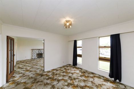 Photo of property in 12 Geraldine Crescent, Cloverlea, Palmerston North, 4412