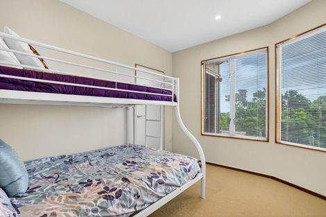 Photo of property in 10 Waitea Road, Muriwai, Waimauku, 0881