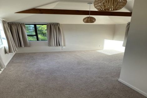 Photo of property in 2/136 Karori Road, Karori, Wellington, 6012