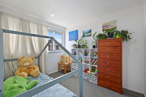 Photo of property in 20b Dale Crescent, Pakuranga, Auckland, 2010